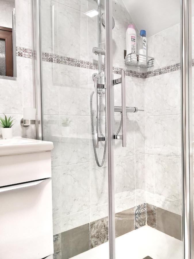 Apartamento Ilarcuris Con Patio Privado Toledo Eksteriør bilde