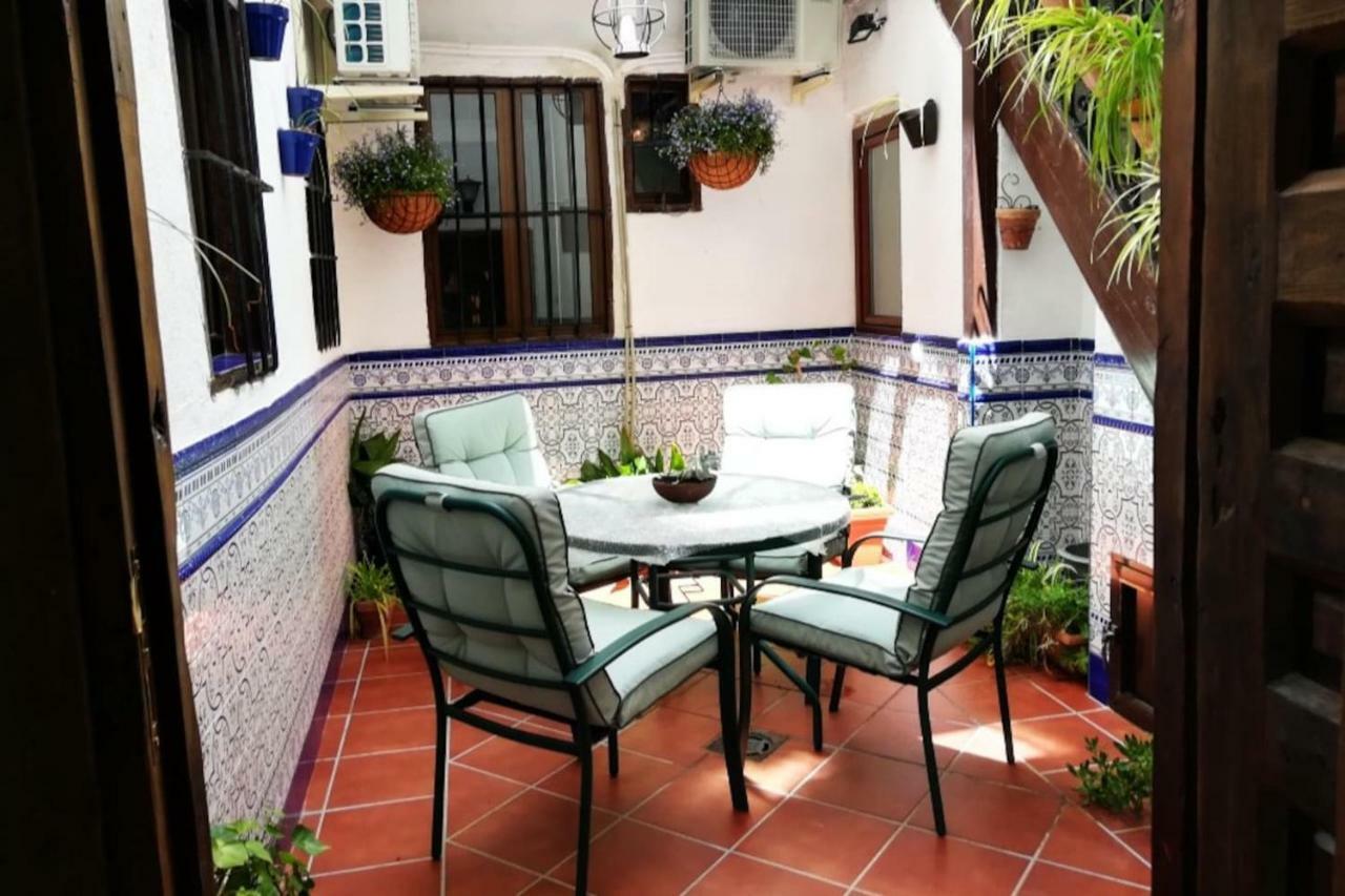Apartamento Ilarcuris Con Patio Privado Toledo Eksteriør bilde