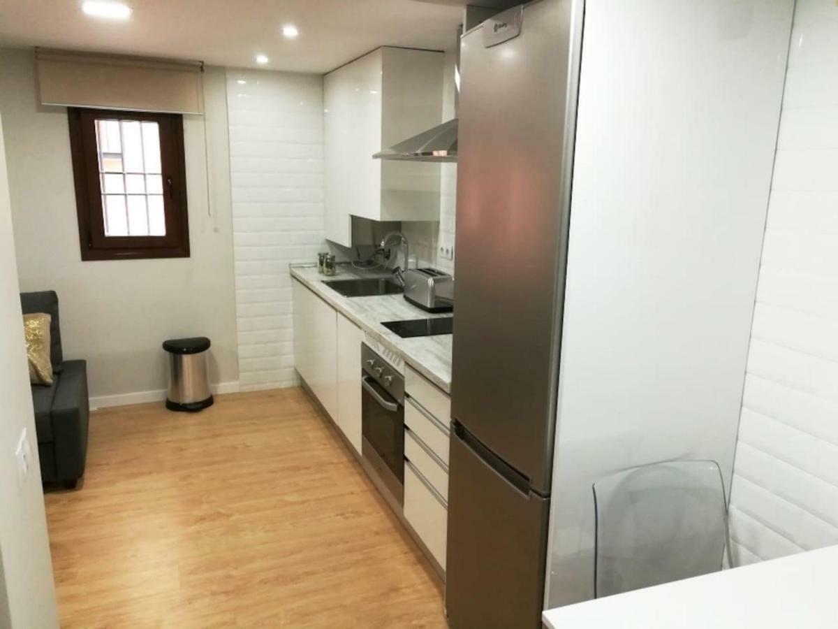 Apartamento Ilarcuris Con Patio Privado Toledo Eksteriør bilde